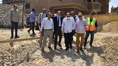 محافظ أسيوط يتفقد أعمال إنشاء الوحدة الصحية ببلاو ومركز شباب بانوب بديروط