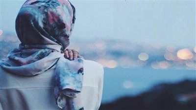 حكم انقطاع دم الحيض أو النفاس بوقت لا يسع للغسل... الإفتاء تجيب