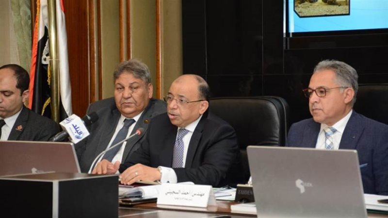 وزير التنمية المحلية