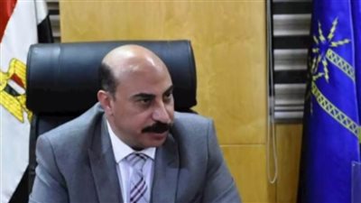 محافظ أسوان: عمال مصر يجسدون ملحمة وطنية عظيمة في كل المواقع