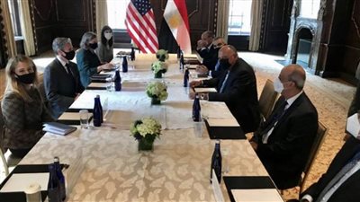 شكري يبحث مع نظيره الأمريكي العلاقات الثنائية الاستراتيجية بين البلدين