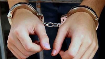 حبس عاطل ضرب طفلته حتى الموت ببني سويف  لتأديب أمها 