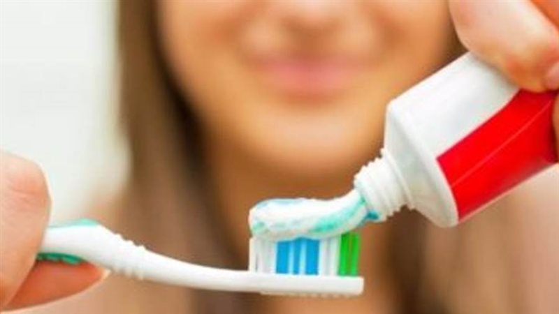 غسل الأسنان - ارشيفية