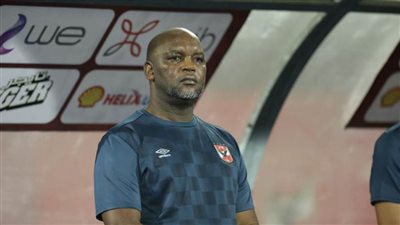 مؤتمر صحفي لموسيماني وقائد الأهلي قبل موقعة الرجاء