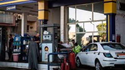  لجنة تسعير المواد البترولية تعلن الأسعار الجديدة للبنزين والسولار