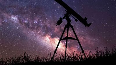 غدا.. بدر شهر رمضان ينير سماء القاهرة