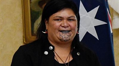 سنغافورة تطلق اسم رئيسة وزراء نيوزيلندا على زهرة 