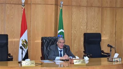 محافظ المنيا يشدد على تفعيل دور اللجان ومشاركة المزارعين في عملية توريد القمح