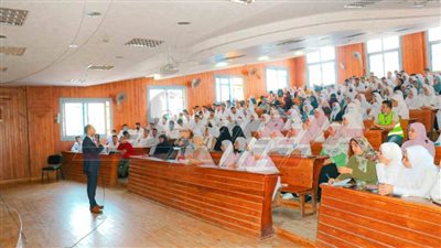 تمريض جامعة كفر الشيخ تنظم ندوة توعية عن مكافحة وعلاج الإدمان