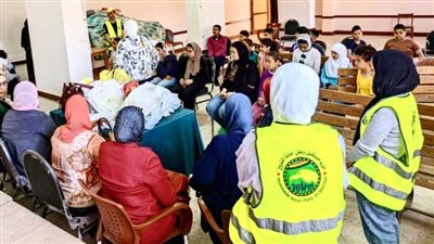 تقديم هدايا للأطفال الأيتام وتوزيع مساعدات غذائية.. أبرز فعاليات 