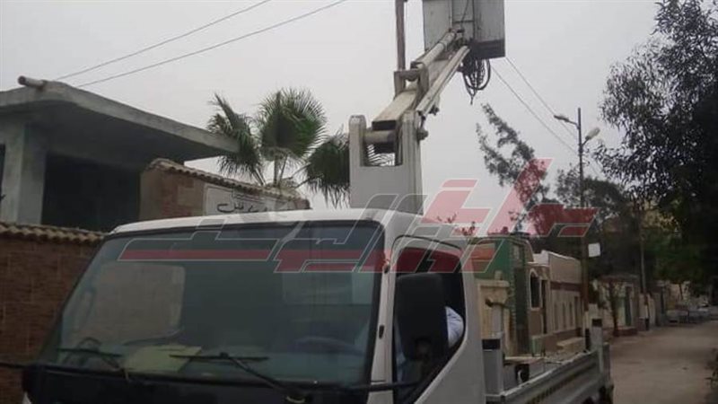 كشافات الإنارة