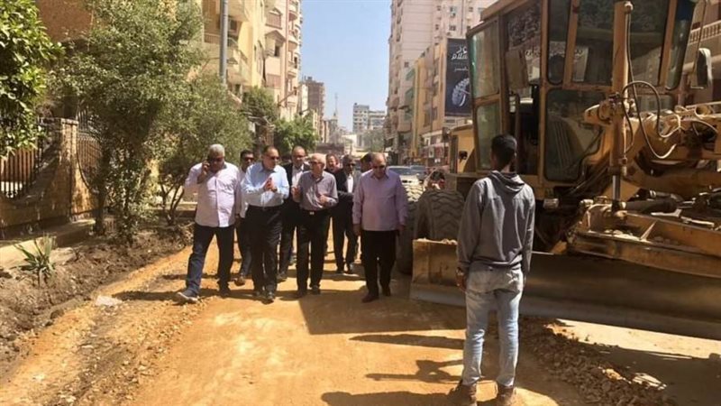 محافظ الشرقية خلال