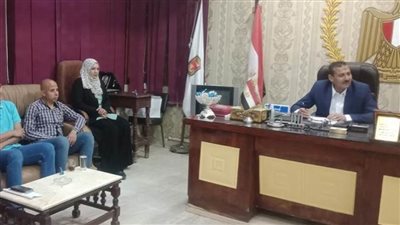رئيس مدينة طهطا بسوهاج يعقد أول اجتماع لمناقشة مشروعات 