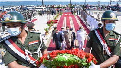 محافظ الإسكندرية وقائد المنطقة الشمالية يحتفلان بعيد تحرير سيناء