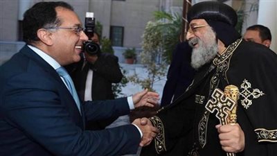 رئيس الوزراء يهنئ البابا تواضروس الثاني بعيد القيامة المجيد