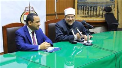 عاجل.. الأوقاف والتنظيم والإدارة يناقشان معايير تقييم المتقدمين لشغل 2000 وظيفة بالوزارة