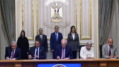 رئيس الوزراء يشهد توقيع مذكرة تفاهم بين المنطقة الاقتصادية لقناة السويس و 