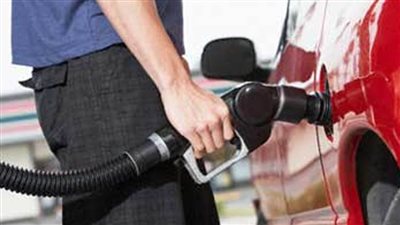 ارتفاع أسعار الوقود فى لبنان بالتزامن مع زيادة سعر صرف الدولار