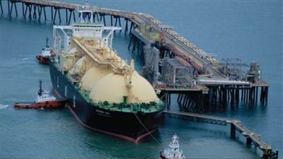 وصول ناقلة غاز مسال إلى ميناء دمياط لشحن 60 ألف طن 