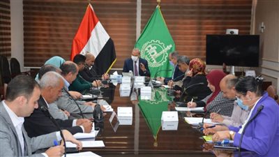 القليوبية تبحث تسليم المرحلة الأولى لمشروعات 