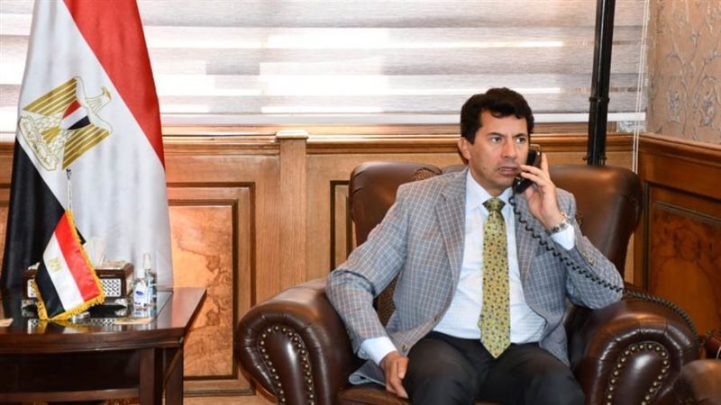 د. أشرف صبحى