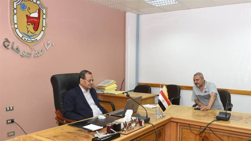 جانب من اللقاء