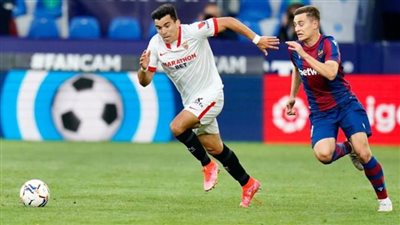 إشبيلية يفوز على ليفانتي بثلاثة أهداف لهدفين