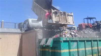 نقل ٣٦٥٠ طن مخلفات لمصانع تدوير القمامة بالبحيرة 