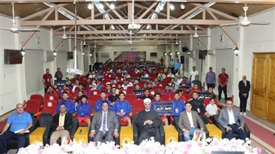 شباب الجامعات في جلسات تنويرية لمواجهة الشائعات