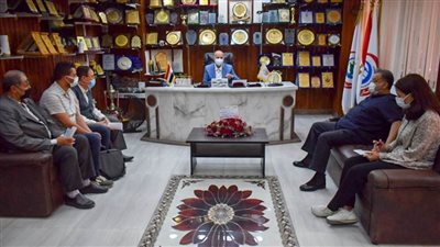 وكيل صحة الشرقية يجتمع بمديري الإدارات الفنية لمناقشة خطة تطوير المستشفيات 
