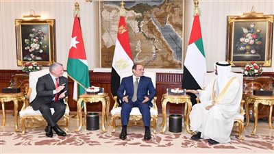 الرئيس السيسي يؤكد تطلع مصر إلى تعزيز التعاون البناء مع الأردن والإمارات