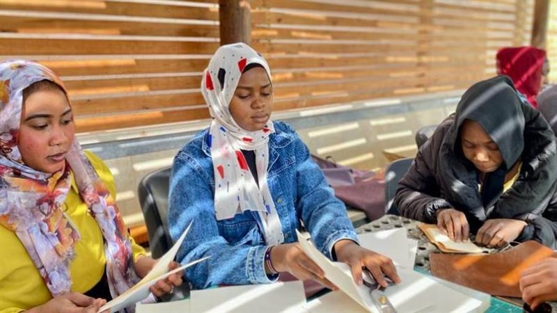 صناعة المنتجات الجلدية