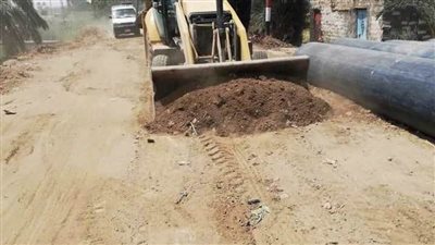 حملات مكثفة للنظافة ورفع المخلفات والإنارة بقرى ومدينة المنشاة بسوهاج