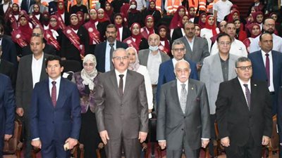 وزير الشباب والرياضة يشهد ختام مبادرة الجمهورية الجديدة.. رؤية شباب بجامعة قناة السويس 