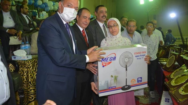 جانب من التكريم