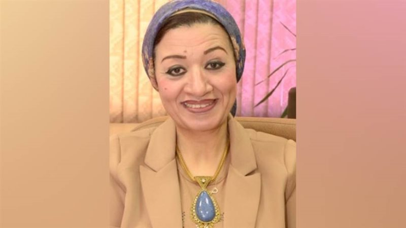 الدكتوره مديحه حسني