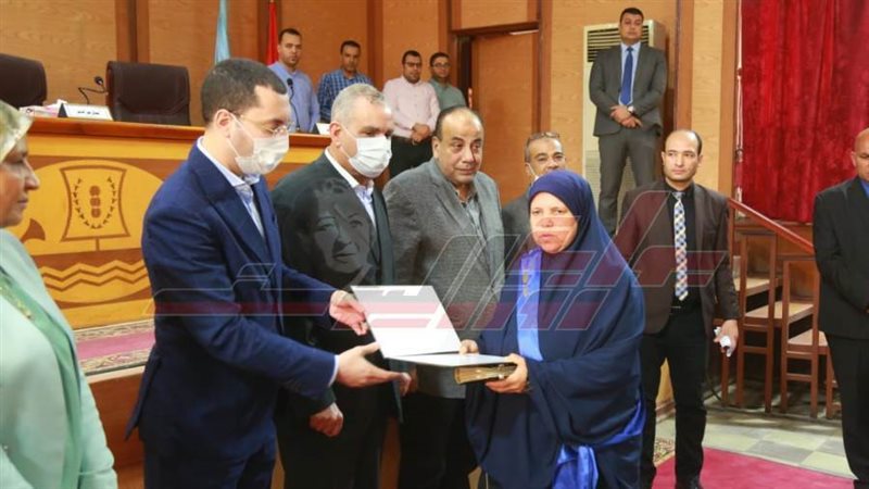 تكريم الأمهات المثاليات