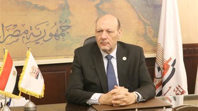 أبو العطا: السيسي وضع روشتة الخروج من الأزمة الاقتصادية الراهنة