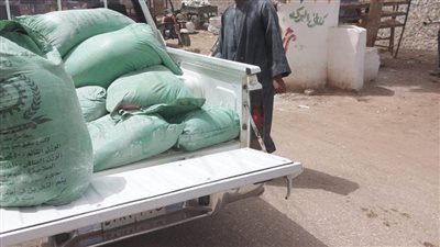 محافظ أسيوط: تكثيف الحملات التموينية على المخابز والأسواق وضبط 23 شيكارة دقيق مدعم