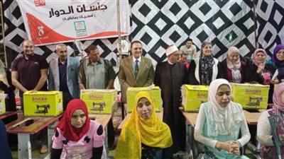 بالهدايا والفنون الشعبية قومي المرأة بالمنيا يختتم سهراته الرمضانية (صور)