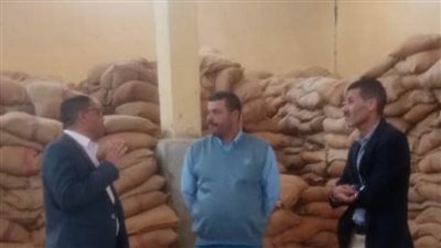  رئيس الفشن يتابع توريد القمح ويشرف على النظافة ورفع الإشغالات استعدادا للعيد