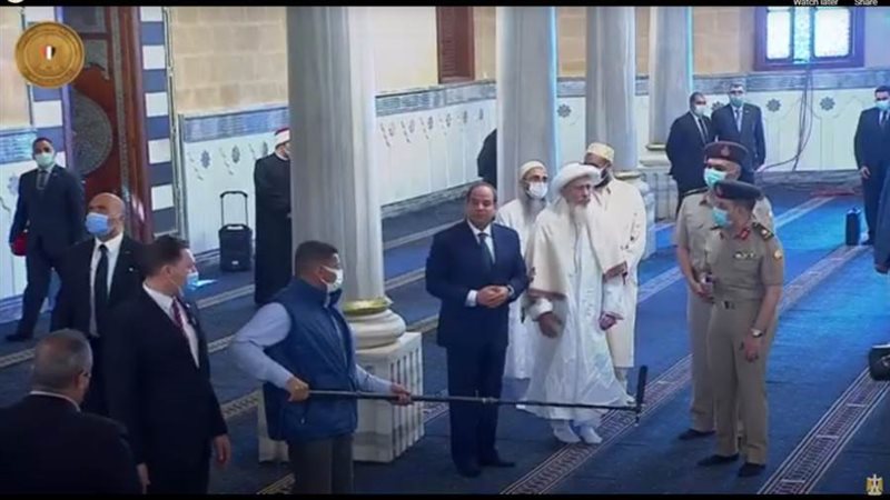 الرئيس السيسي اثناء