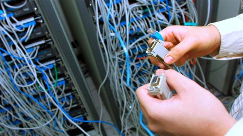 انقطاع خدمة الإنترنت