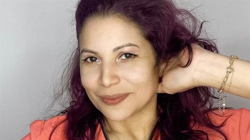 الفنانة سارة ريس