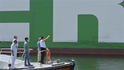 الفريق أسامة ربيع: قناة السويس تسجل أعلى إيراد شهري في تاريخها 629 مليون دولار