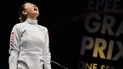 الكورية الجنوبية شوا تتوج بذهبية بطولة الجائزة الكبرى للسلاح