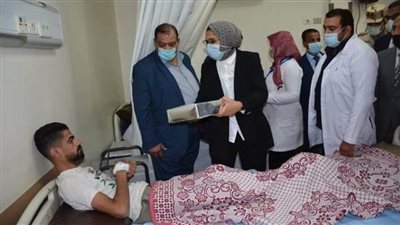 نائب محافظ الوادي تهنئ الأهالي بعيد الفطر المبارك وتزور المرضى بمستشفى الخارجة