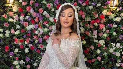 نور الكاديكي ترتدي فستان زفاف في إطلالة جديدة قبل دخولها القفص الذهبى