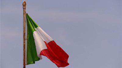 إيطاليا تنفي 