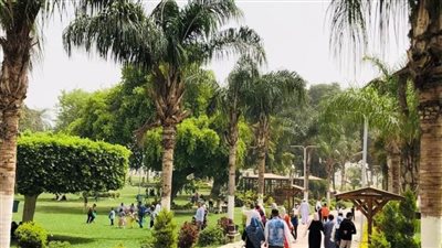 إقبال على حدائق القناطر الخيرية فى ثانى أيام عيد الفطر المبارك 